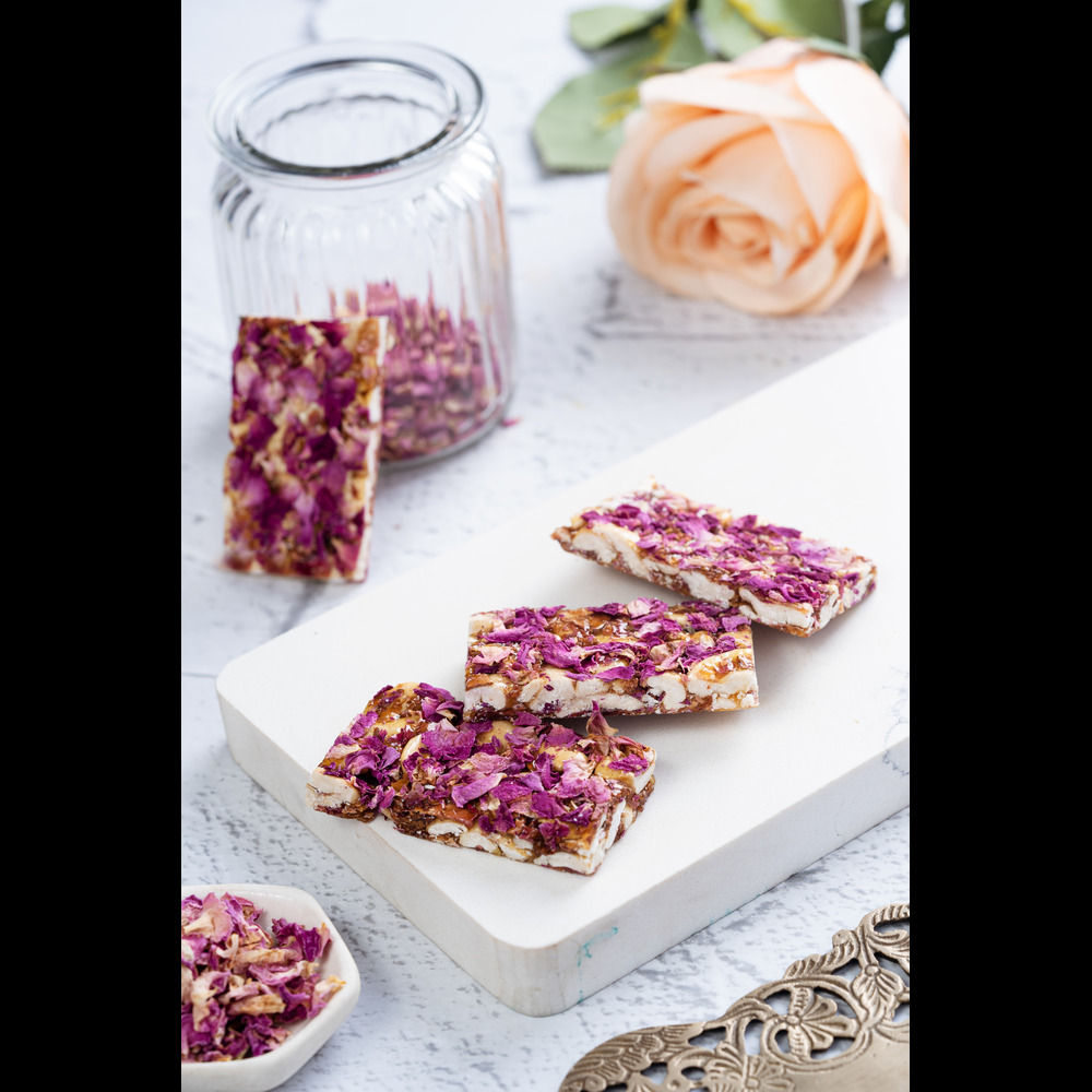 Rose Chikki